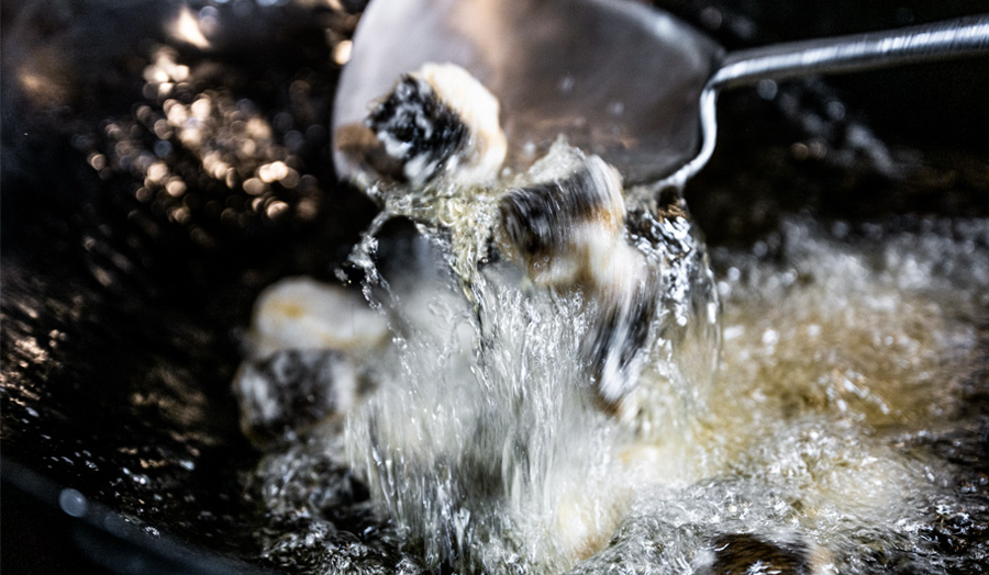 海と人との「共生」とは。アラスカの選択と中国料理人の視点