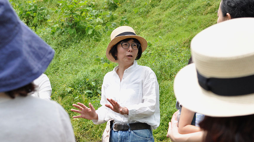 大地からの声――29
「withコロナ」以上に「with気候変動」。「タケダワイナリー」岸平典子さん