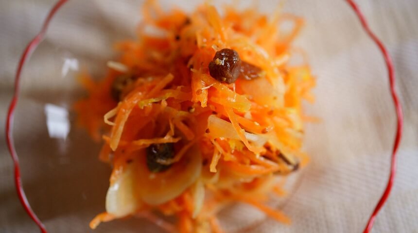 “食のバリアフリープロジェクト:FREEなレシピ 18
元「ア・ポワン」岡田吉之 × ワンハンドクッキング
味の精度を高める道具使い。