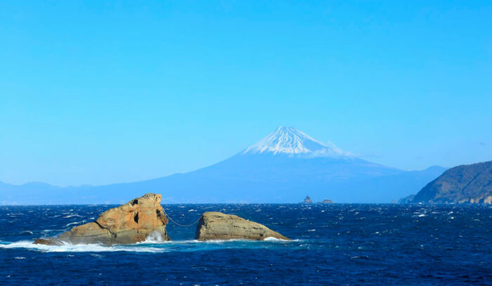 2000万年前の海底火山の面影が残る、伊豆半島