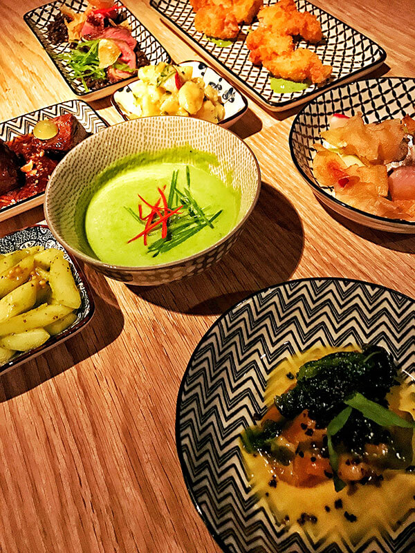 Germany Berlin ドイツ料理も 小皿をみんなでシェア 料理通信