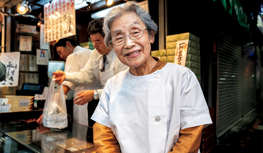 85歳の和菓子店代表。「接客は心が大切」