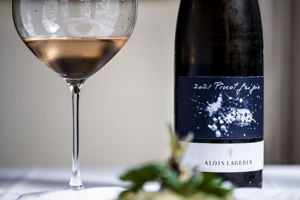 ワイン：DOC Alto Adige Pinot Grigio 2021/Alois Lageder