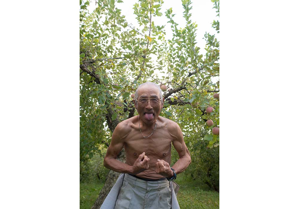稲作の巨匠、薄井勝利さん、83歳。バケツを使った栽培実験でイネが健康に育つ育て方を極めた。全国に弟子がいる。