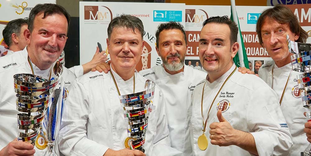 （写真）１位となったイタリアチーム。右端がキャプテンで協会の理事長を務めるクラウディオ・ガッティ氏。photo by Carlo Casella – Italian Gourmet