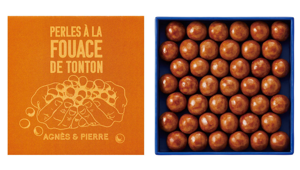 フランス南西部ロデーズの「アニエス エ ピエール」。アニエスとピエール夫妻がショコラ作りに取り組み、今年は地元の名物フアスをモチーフにした新作を用意。 ペルル　ド　フゥアス（１箱）￥4,104　原産国：フランス　WEB販売あり ※店頭販売は「Part２」の会期中のみ