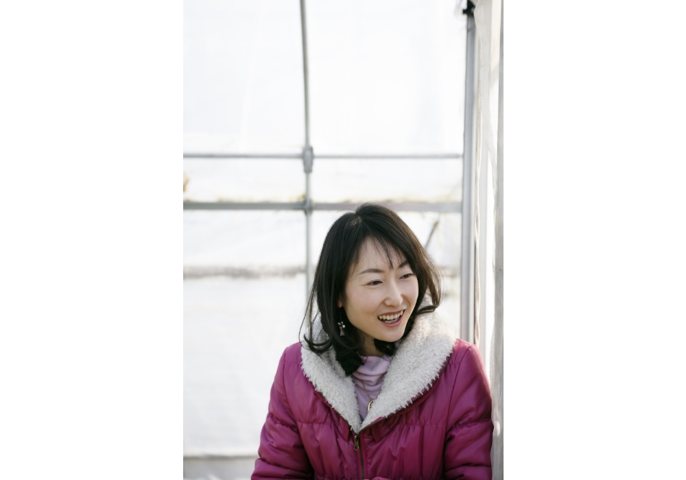 飯野晃子さん。ナチュラルハウスで商品開発の仕事に携わり、2006 年からプレマへ。海外へも小松菜を発信する。