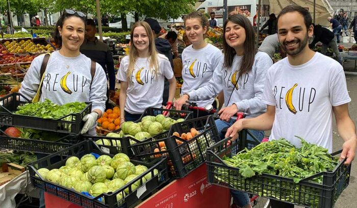 売れ残った食材を集め、イベントを企画。女子大学生が始めた活動が週4000人分の食材を救う