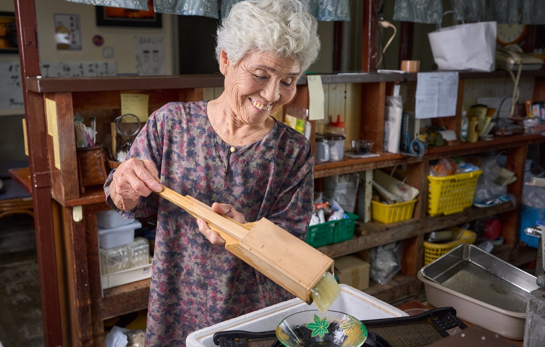 84歳。「ところてんは、鰹だしの利いた冷たいつゆごと、ザブザブッと飲み干して」 生涯現役｜「高知屋」本井友子