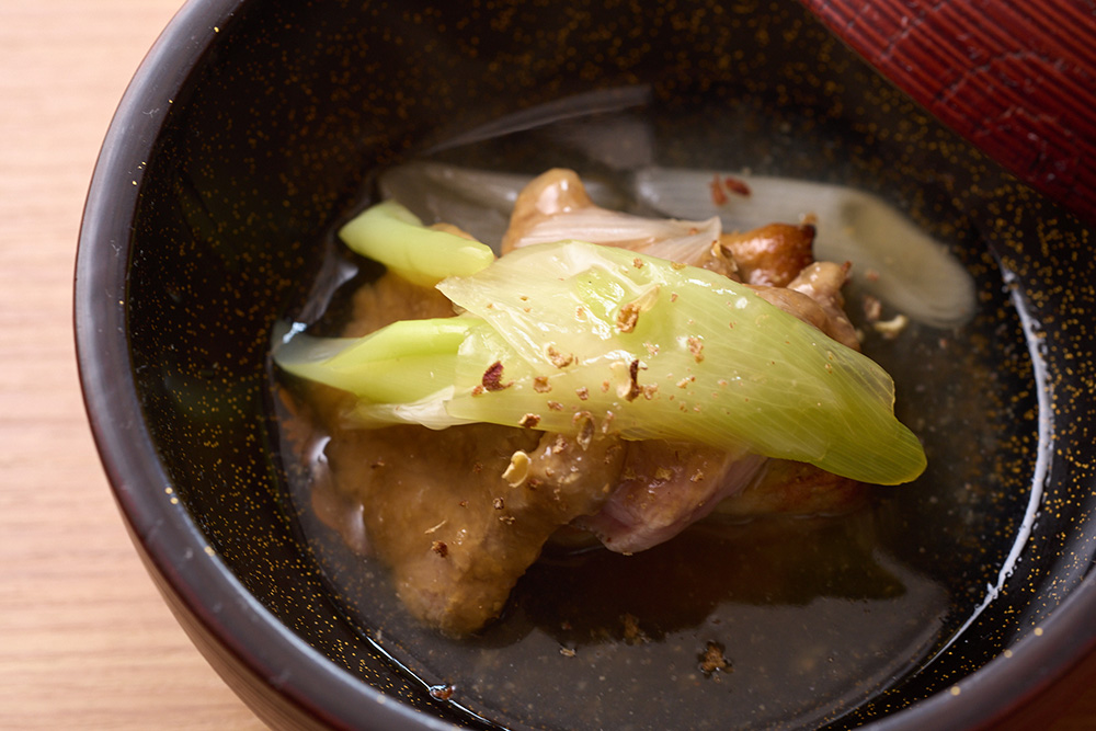 「常陸の輝きと愛樹マロンの栗豆腐の治部煮」。ぬか床のほのかな酸味は、店で提供するナチュラルワインとも好相性。