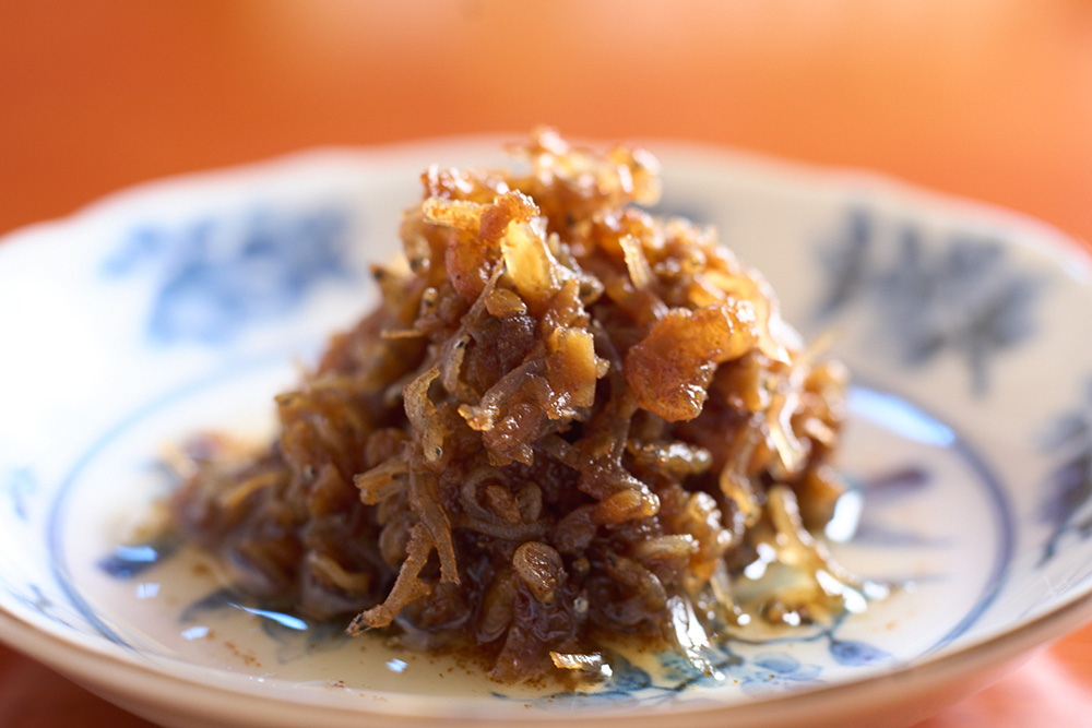 しらす醤は、単品でも注文可能なので、塩味の炒めものの味変や、おつまみにも。