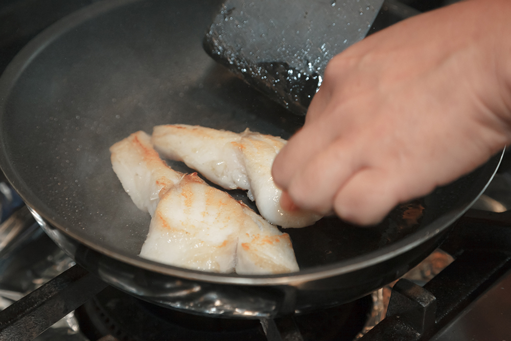 【４】タラを焼く