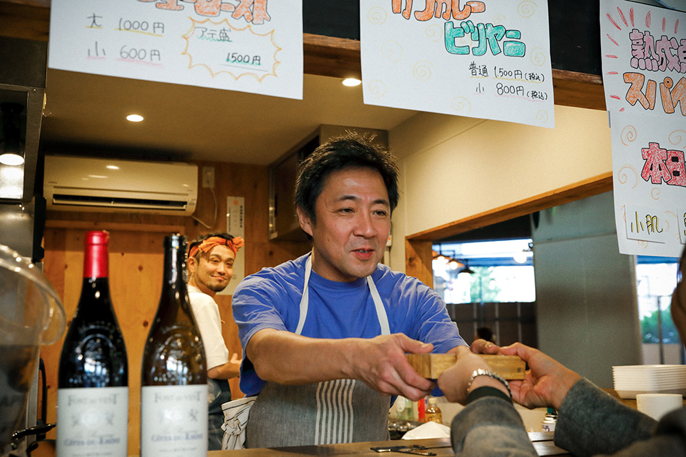 北新地のイノベーティブイタリアン「レオーネ」の吉川健太郎シェフ