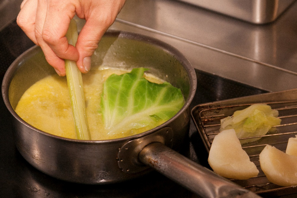 野菜を加える