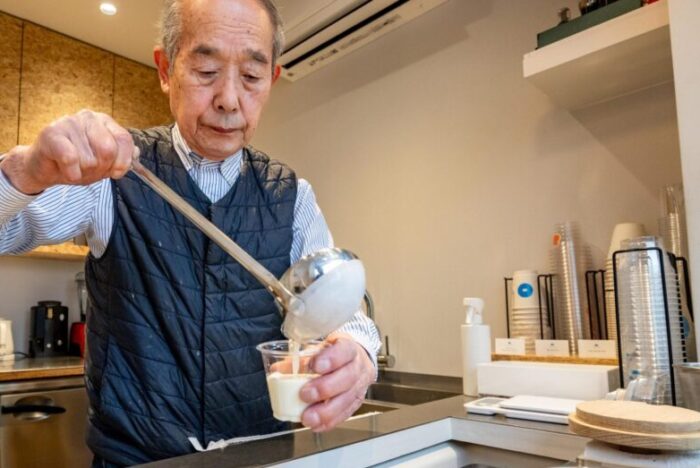 80歳。「匿名にならざるを得ないミルクの名を、もっと世に知らせたい」