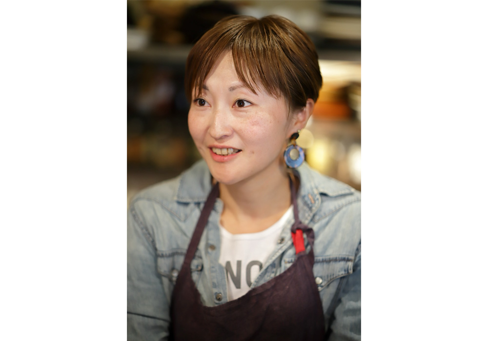 中新井綾さん