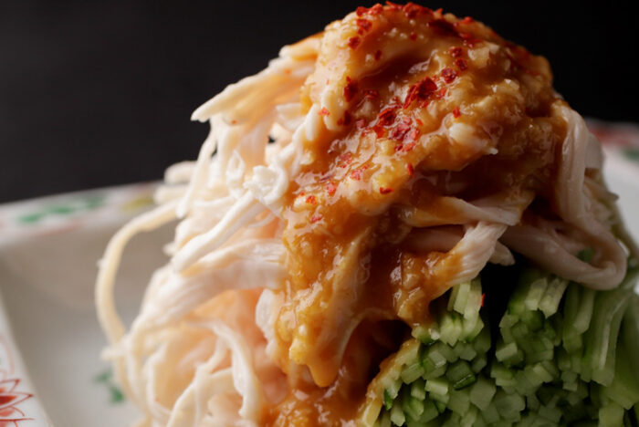 煎りたての香ばしさと濃厚なコク「練りゴマ」
