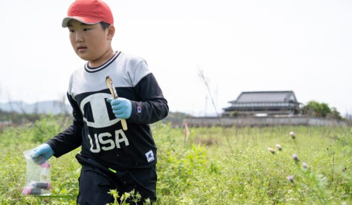 さぁ、野原で酵母を見つけよう！僕らの土地からパンが生まれる。