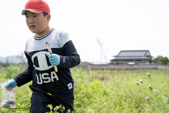 さぁ、野原で酵母を見つけよう！僕らの土地からパンが生まれる。