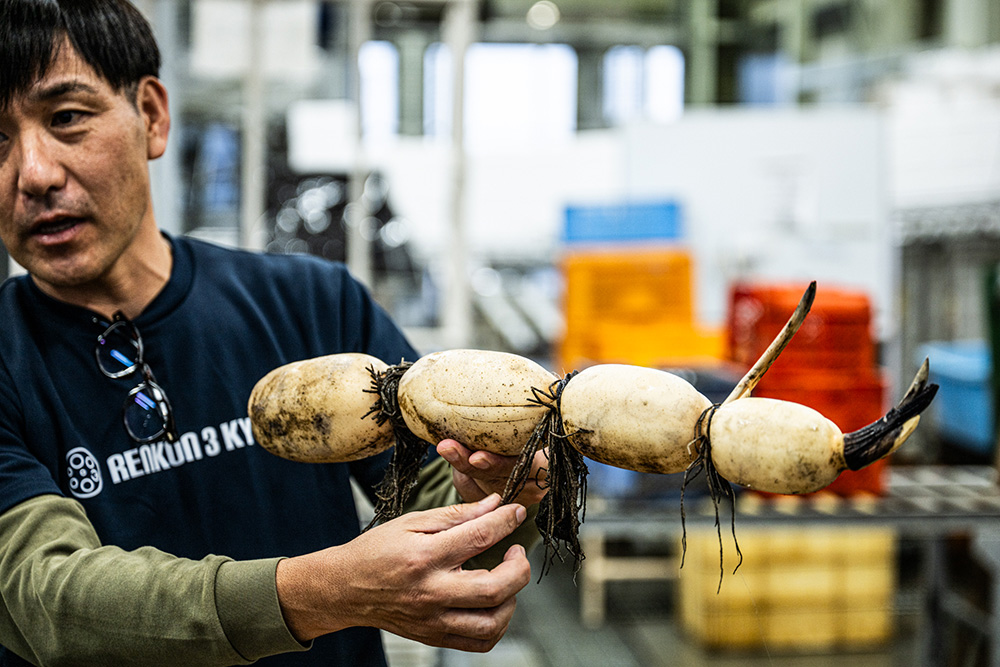 宮本さんが説明する様子