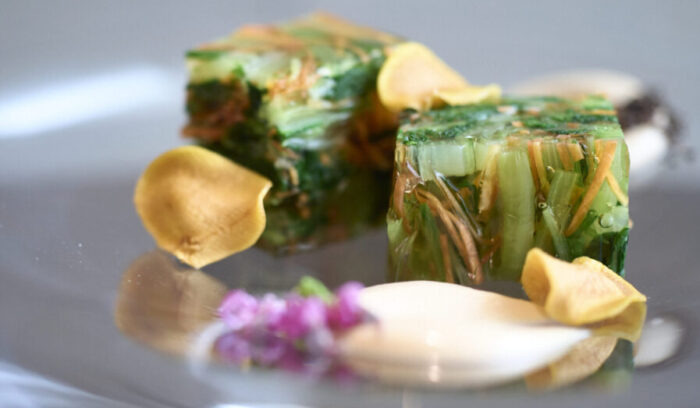 12月８日（月）よりフェア開始。<br />
茨城の晩秋の食材に生命を吹き込む、シェフ５人の発想。