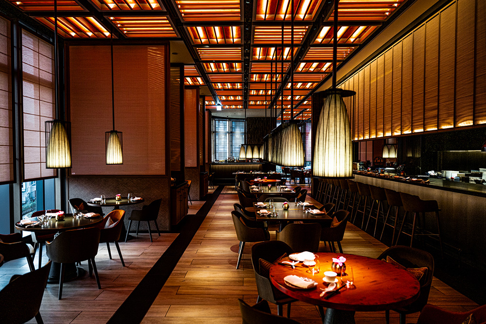 「ジャヌ」店内