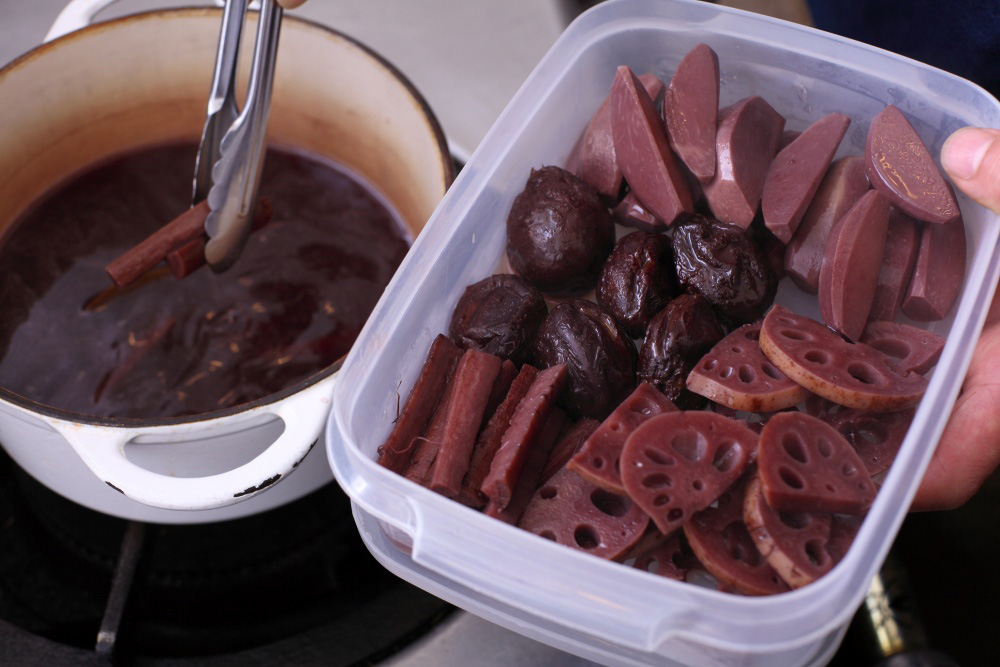 ［５］煮汁と野菜を分ける