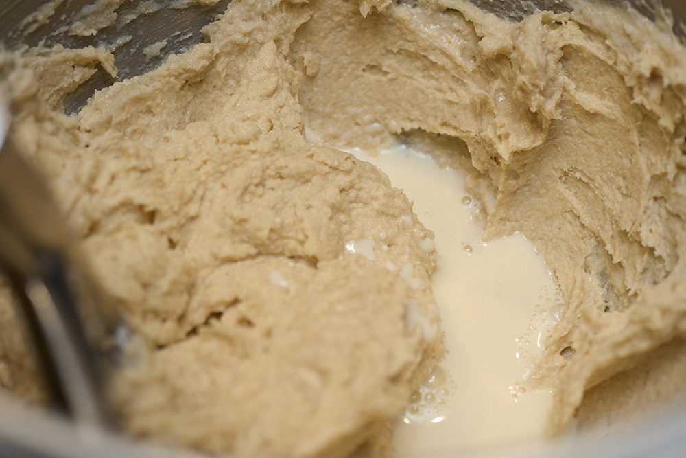 ［４］豆乳を２回に分けて投入