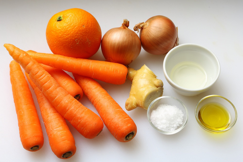 ニンジンとショウガのスープの材料