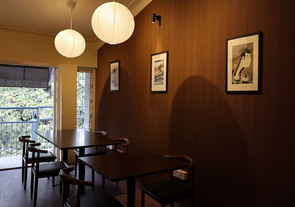 店内では浮世絵の展示・販売も