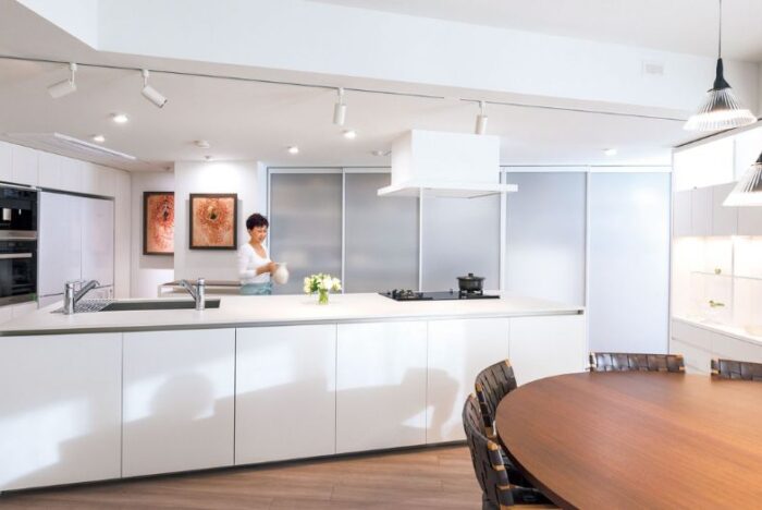 【食のプロの台所】“終の台所”を見据えた引き算の美学