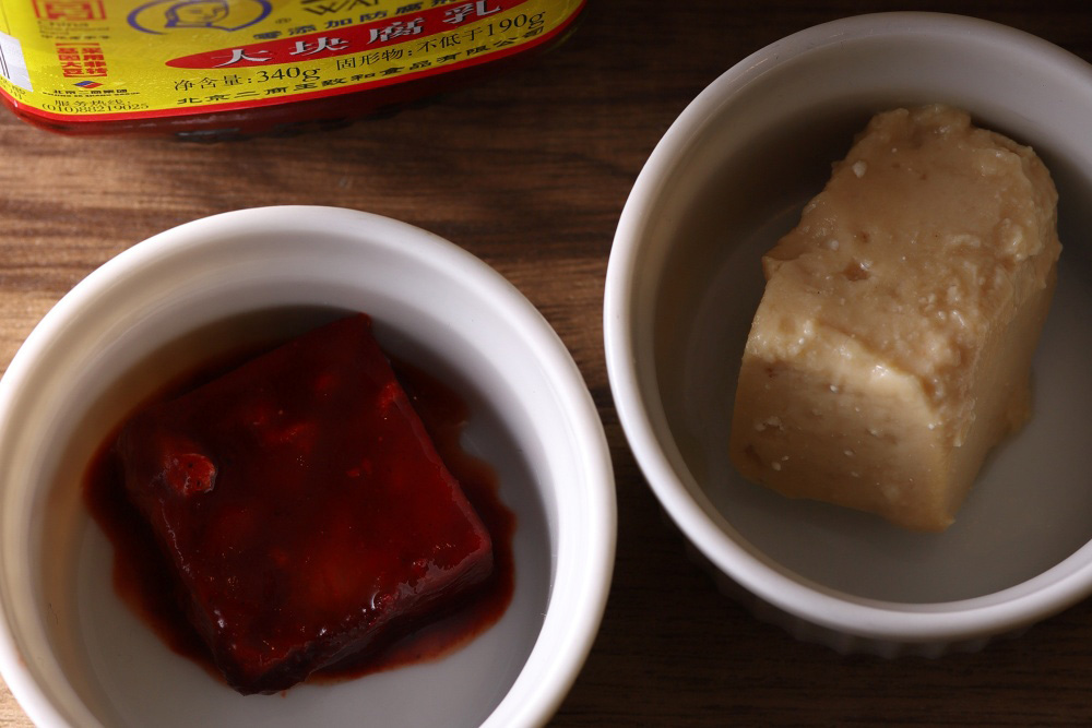 豆腐を麹で発酵させてから塩水漬けに