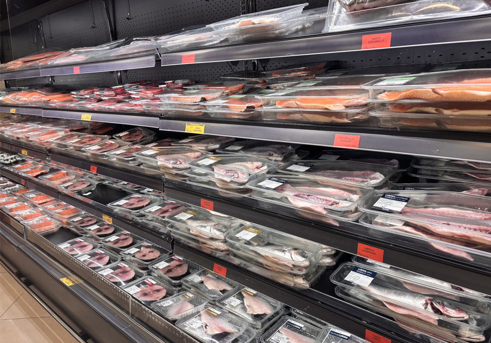 国内最大スーパーの魚売り場の在り方をめぐる大論争